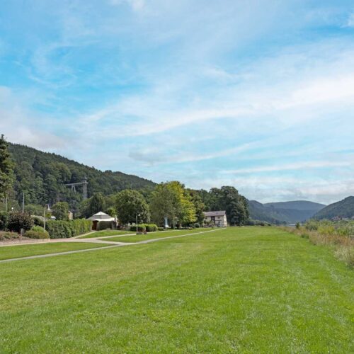 Elbpromenade und Aufzug